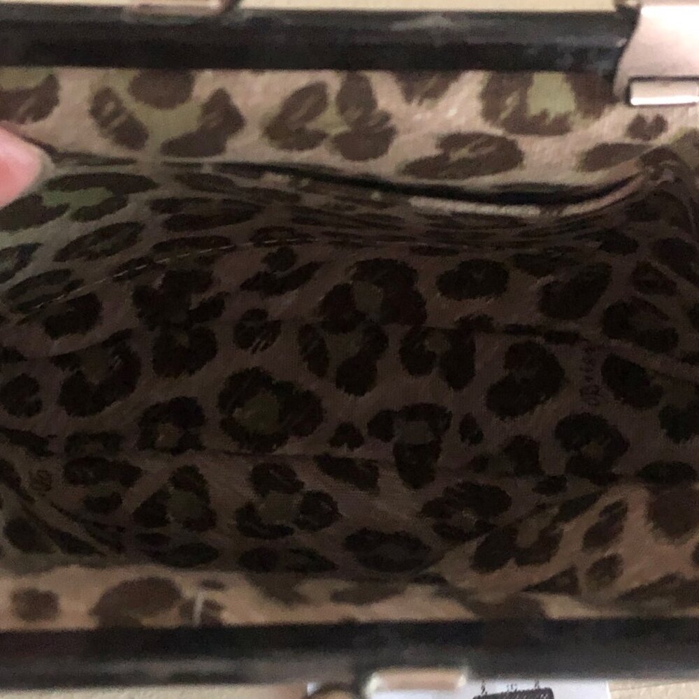 Brighton Cat Kisslock Coin Handbag Patent Small Leopard Print Purse - Picture 9 of 12